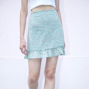 Brandy Melville Cara Ruffle Skirt